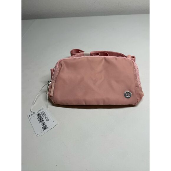 NWT LULULEMON EVERYWHERE BELT BAG DECO PINK/ Peach 1 L - Picture 7 of 13